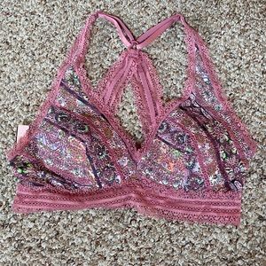 NWT Victoria’s Secret Bra - Size Small